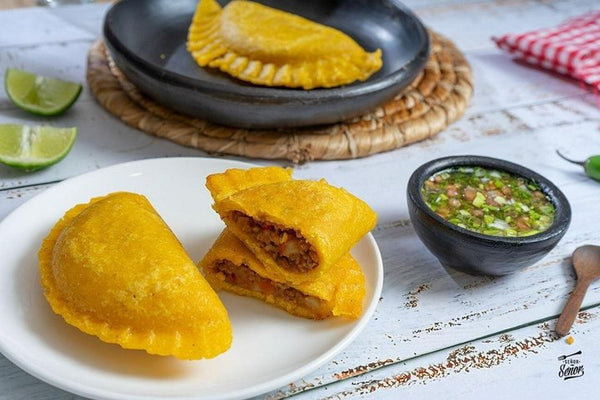 3 Hour Local Food Crawl in Medellín