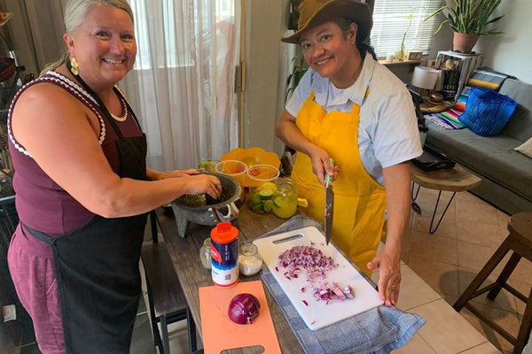 4hr Cooking Class in Medellín with Traditional Recipes and Drinks